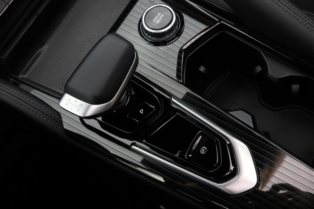 Geely Monjaro I Москва  - изображение 19