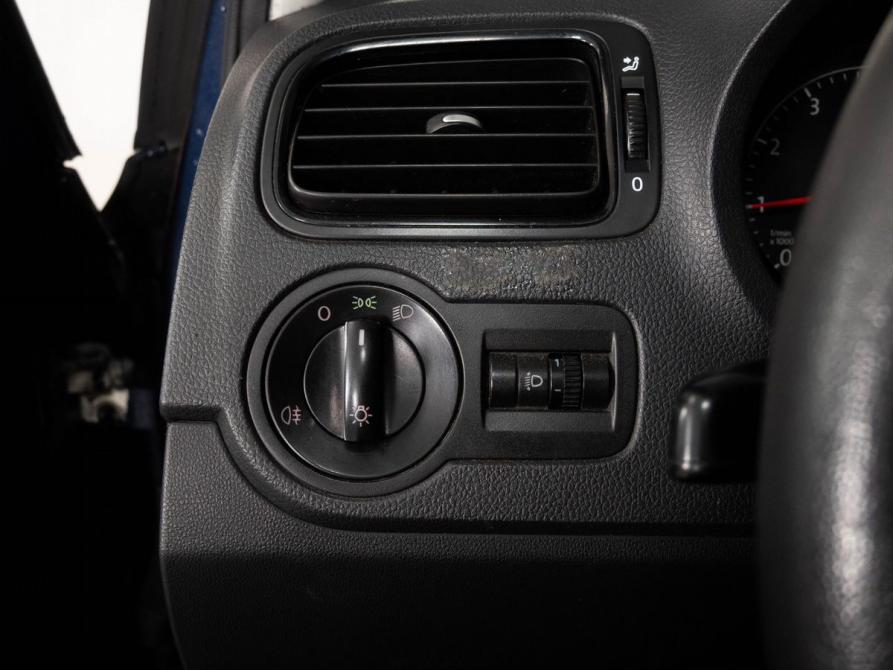 Volkswagen Polo V Рестайлинг Казань  - изображение 14