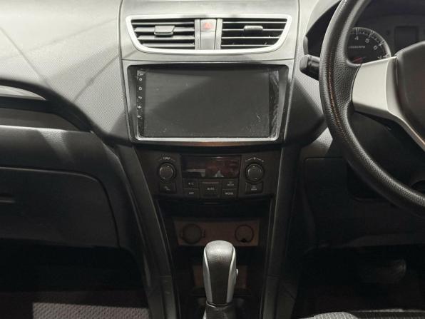 Suzuki Swift IV Рестайлинг с пробегом 2015 года, цена 824 929 рублей, 174914 км, хэтчбек, Автокод Объявления