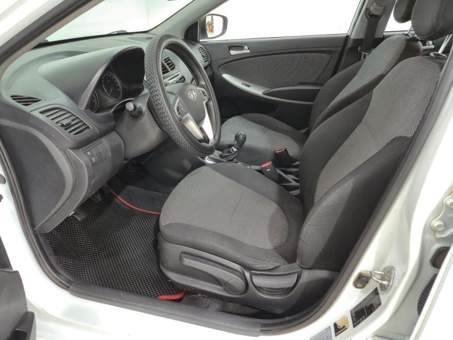 Hyundai Solaris I Альметьевск  - изображение 12