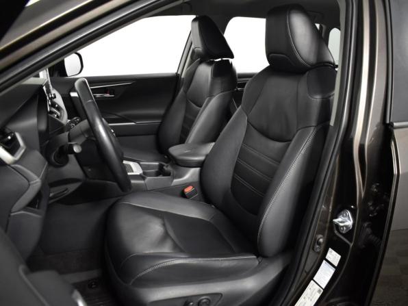 Toyota RAV4 V (XA50) с пробегом 2022 года, цена 2 935 200 рублей, 95277 км, внедорожник, Автокод Объявления