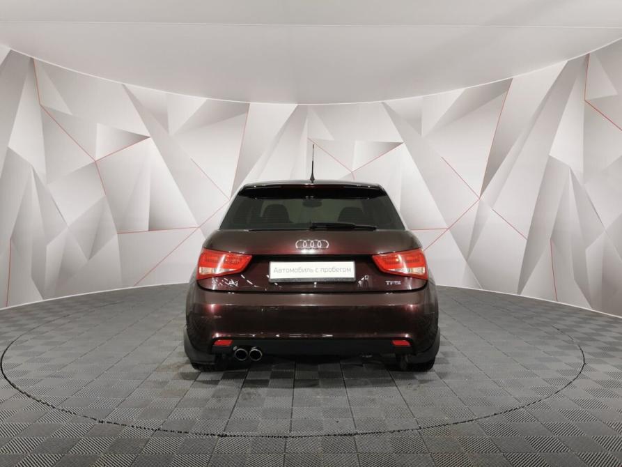 Audi A1 I (8X) Москва  - изображение 8