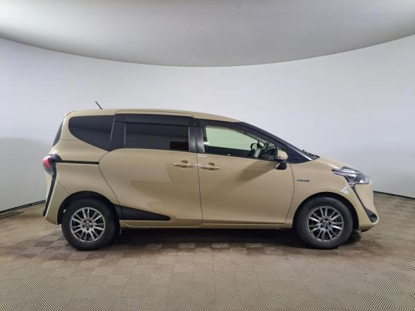 Toyota Sienta II Рестайлинг с пробегом 2019 года, цена 1 360 000 рублей, 126893 км, компактвэн, Автокод Объявления