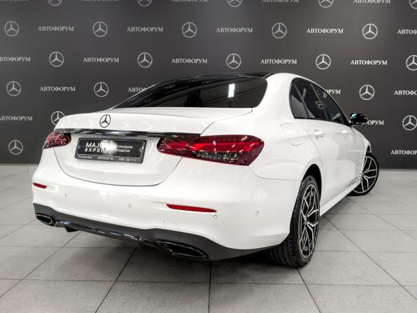 Mercedes-Benz E-Класс V (W213 S213 C238) Рестайлинг с пробегом 2021 года, цена 4 350 000 рублей, 70800 км, седан, Автокод Объявления