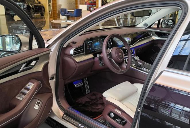 Новый Hongqi H9 I 2024 года, цена 5 880 000 рублей, седан, Автокод Объявления