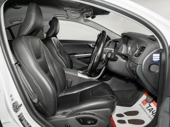 Volvo S60 II Рестайлинг с пробегом 2015 года, цена 1 250 000 рублей, 78800 км, седан, Автокод Объявления