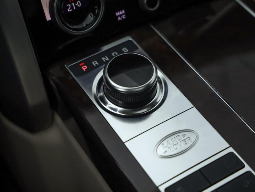 Land Rover Range Rover IV Рестайлинг Санкт-Петербург  - изображение 25