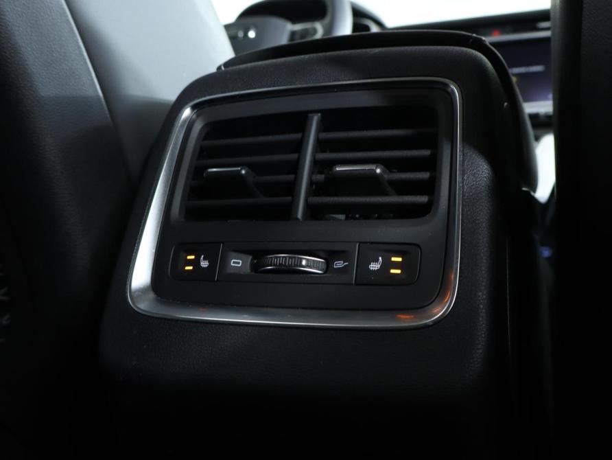 Geely Atlas Pro Москва  - изображение 19