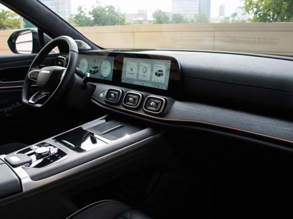 Jaecoo J8 с пробегом 2024 года, цена 3 030 000 рублей, 7800 км, внедорожник, Автокод Объявления