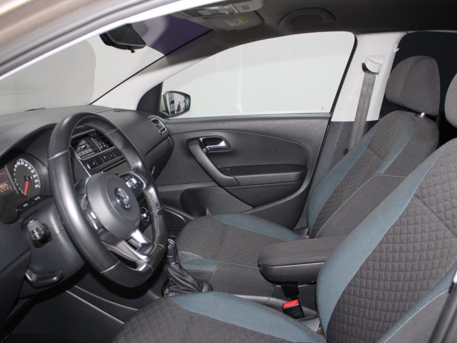 Volkswagen Polo V Рестайлинг Старый Оскол  - изображение 8