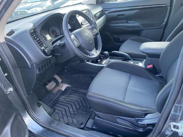 Mitsubishi Outlander III Рестайлинг 3 с пробегом 2019 года, цена 1 890 000 рублей, 130000 км, внедорожник, Автокод Объявления
