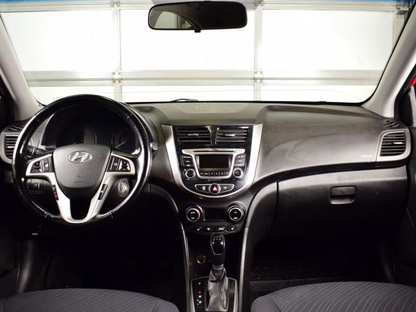 Hyundai Solaris I Рестайлинг с пробегом 2016 года, цена 964 995 рублей, 170576 км, седан, Автокод Объявления