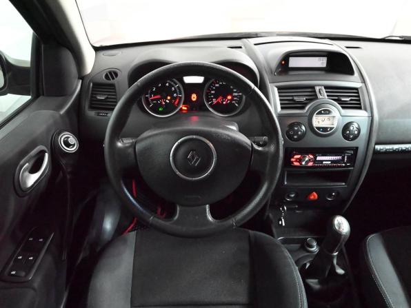 Renault Megane II Рестайлинг с пробегом 2008 года, цена 410 000 рублей, 257874 км, седан, Автокод Объявления