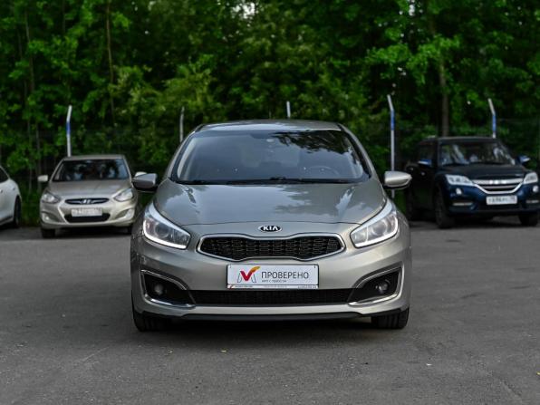 Kia Ceed II Рестайлинг с пробегом 2015 года, цена 1 150 000 рублей, 191163 км, хэтчбек, Автокод Объявления