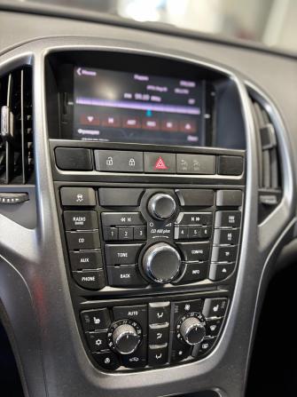 Opel Astra J Рестайлинг с пробегом 2014 года, цена 1 139 000 рублей, 69532 км, хэтчбек, Автокод Объявления