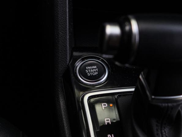 Kia Sportage V с пробегом 2022 года, цена 3 750 000 рублей, 74015 км, внедорожник, Автокод Объявления