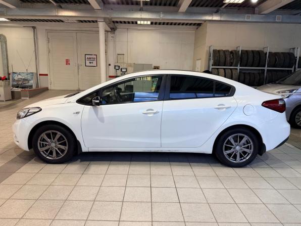 Kia Cerato III с пробегом 2015 года, цена 1 099 000 рублей, 172170 км, седан, Автокод Объявления