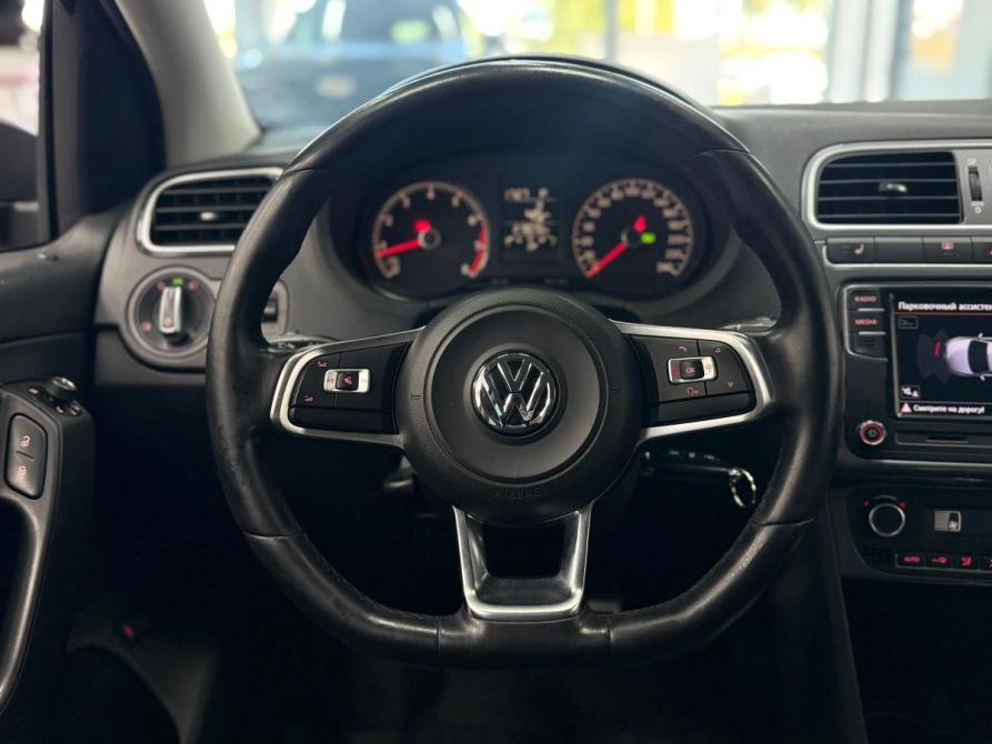 Volkswagen Polo V Рестайлинг Казань  - изображение 11