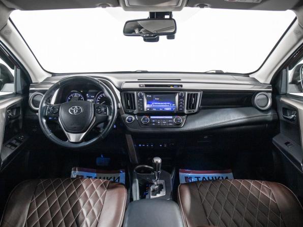 Toyota RAV4 IV (XA40) Рестайлинг с пробегом 2018 года, цена 2 850 500 рублей, 108952 км, внедорожник, Автокод Объявления