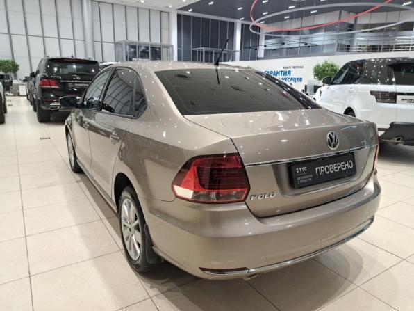 Volkswagen Polo V Рестайлинг с пробегом 2016 года, цена 899 000 рублей, 191000 км, седан, Автокод Объявления