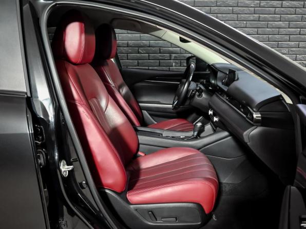 Mazda 6 III (GJ) Рестайлинг 2 с пробегом 2021 года, цена 3 200 000 рублей, 64964 км, седан, Автокод Объявления