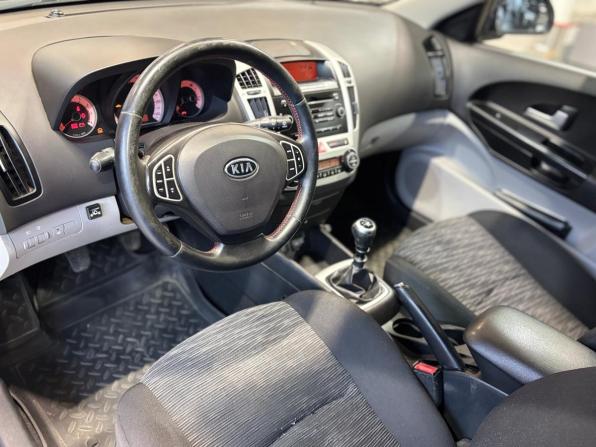 Kia Ceed I с пробегом 2008 года, цена 729 000 рублей, 191099 км, универсал, Автокод Объявления
