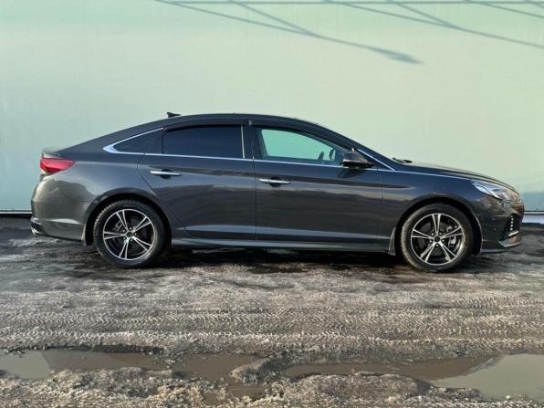 Hyundai Sonata VII (LF) Рестайлинг с пробегом 2019 года, цена 1 539 000 рублей, 229500 км, седан, Автокод Объявления