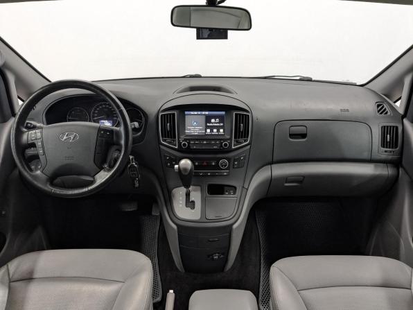 Hyundai Grand Starex I Рестайлинг 2 с пробегом 2019 года, цена 3 395 000 рублей, 72638 км, минивэн, Автокод Объявления
