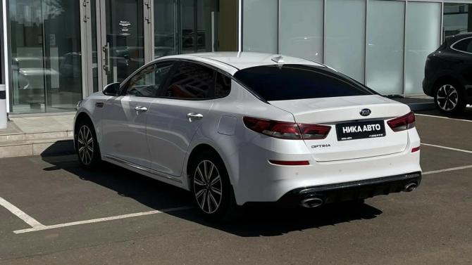 Kia Optima IV Рестайлинг с пробегом 2018 года, цена 1 975 000 рублей, 124716 км, седан, Автокод Объявления