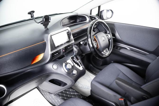 Toyota Sienta II с пробегом 2016 года, цена 1 449 000 рублей, 114000 км, компактвэн, Автокод Объявления