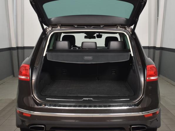 Volkswagen Touareg II Рестайлинг с пробегом 2015 года, цена 2 674 997 рублей, 252497 км, внедорожник, Автокод Объявления