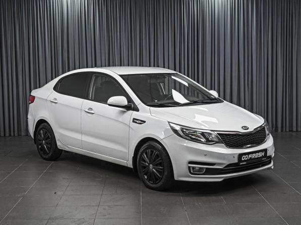Kia Rio III Рестайлинг с пробегом 2017 года, цена 1 490 000 рублей, 79450 км, седан, Автокод Объявления