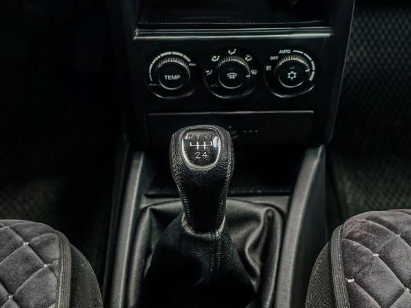 Lada (ВАЗ) Priora I с пробегом 2011 года, цена 459 900 рублей, 244000 км, хэтчбек, Автокод Объявления