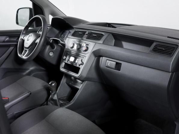 Volkswagen Caddy IV с пробегом 2016 года, цена 1 670 000 рублей, 99755 км, компактвэн, Автокод Объявления