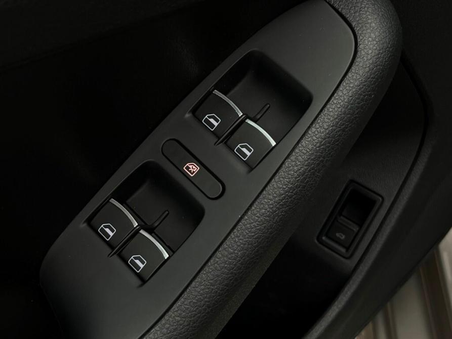 Volkswagen Jetta VI Рестайлинг Санкт-Петербург  - изображение 21