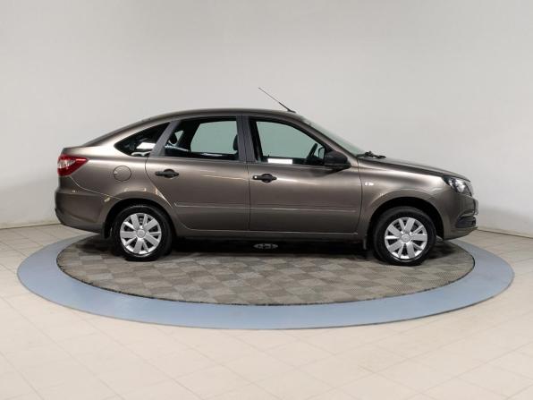 Lada (ВАЗ) Granta I Рестайлинг с пробегом 2021 года, цена 709 900 рублей, 29000 км, хэтчбек, Автокод Объявления