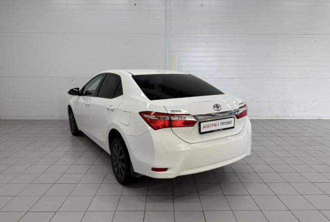 Toyota Corolla XI (E160 E170 E180) с пробегом 2013 года, цена 1 280 000 рублей, 186439 км, седан, Автокод Объявления