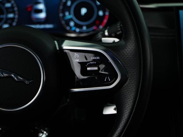 Jaguar XF II Рестайлинг с пробегом 2021 года, цена 4 745 055 рублей, 60939 км, седан, Автокод Объявления