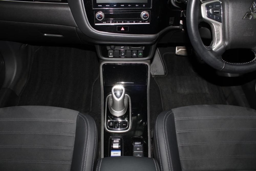 Mitsubishi Outlander III Рестайлинг 3 Владивосток  - изображение 18