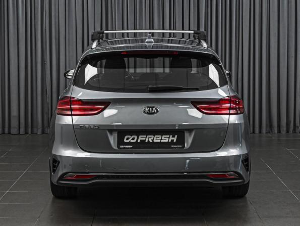 Kia Ceed III с пробегом 2018 года, цена 1 398 000 рублей, 177289 км, универсал, Автокод Объявления