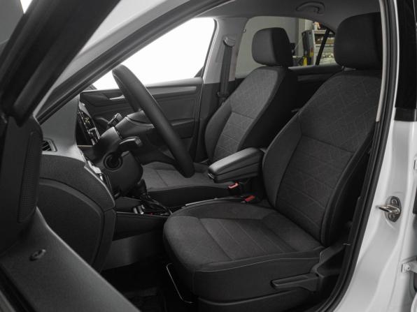 Volkswagen Polo VI с пробегом 2022 года, цена 1 599 000 рублей, 73264 км, лифтбек, Автокод Объявления