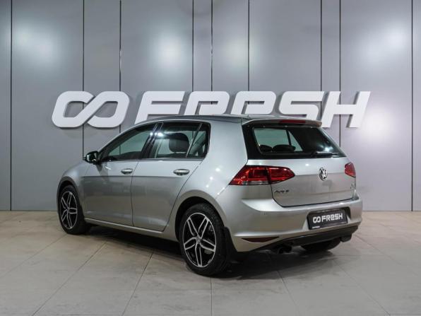 Volkswagen Golf VII с пробегом 2013 года, цена 1 179 000 рублей, 211654 км, хэтчбек, Автокод Объявления