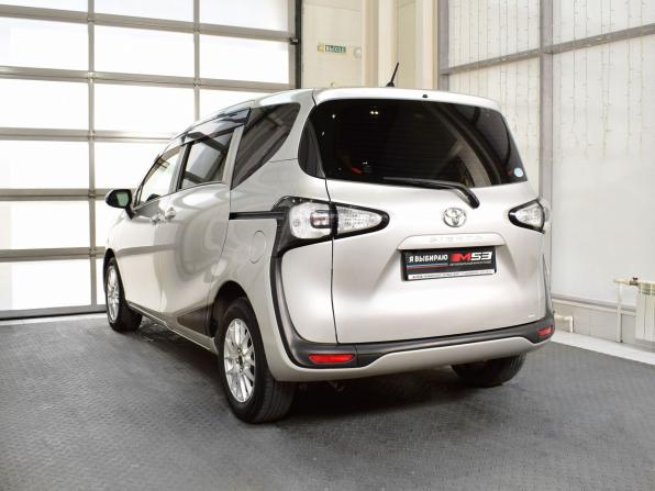 Toyota Sienta II с пробегом 2017 года, цена 1 400 995 рублей, 118584 км, компактвэн, Автокод Объявления
