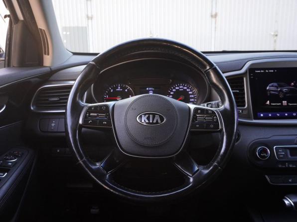 Kia Sorento III Prime Рестайлинг с пробегом 2019 года, цена 2 190 000 рублей, 205481 км, внедорожник, Автокод Объявления