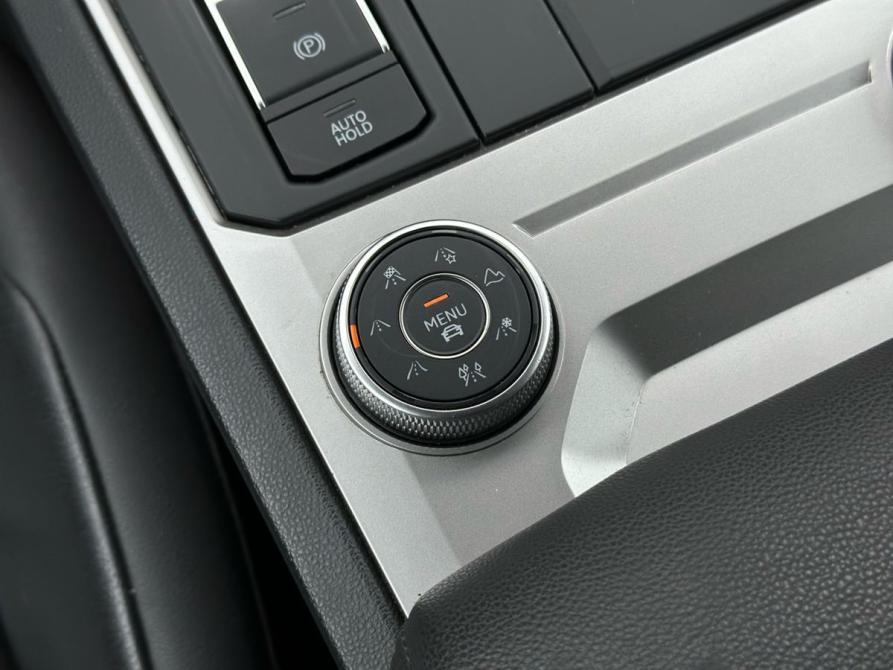 Volkswagen Touareg III Санкт-Петербург  - изображение 26