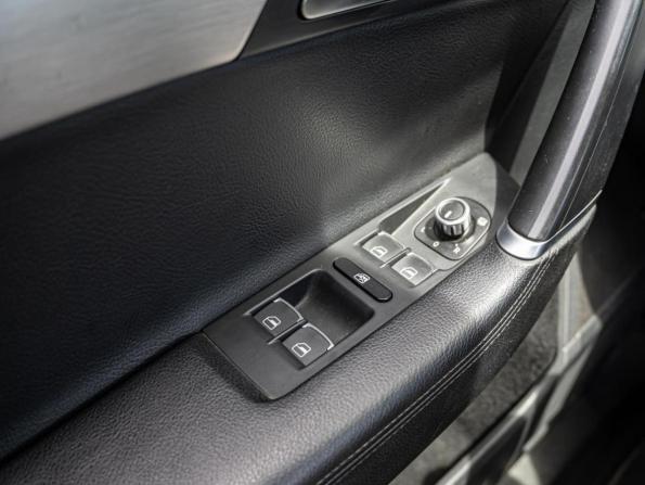 Volkswagen Passat B7 с пробегом 2011 года, цена 1 474 000 рублей, 102479 км, седан, Автокод Объявления
