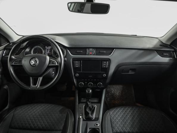 Skoda Octavia III (A7) Рестайлинг с пробегом 2018 года, цена 1 649 000 рублей, 123567 км, лифтбек, Автокод Объявления
