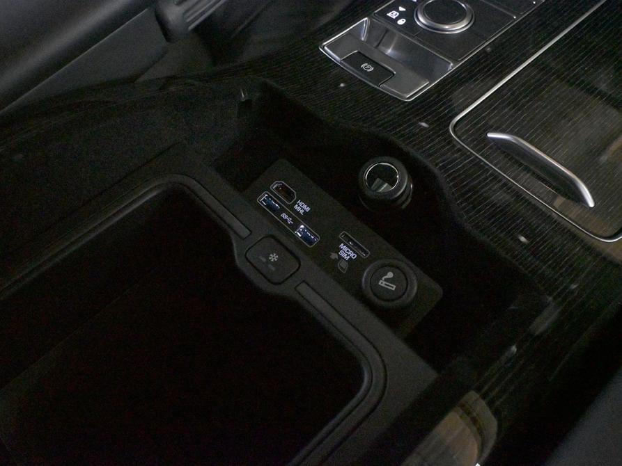 Land Rover Range Rover IV Рестайлинг Москва  - изображение 28