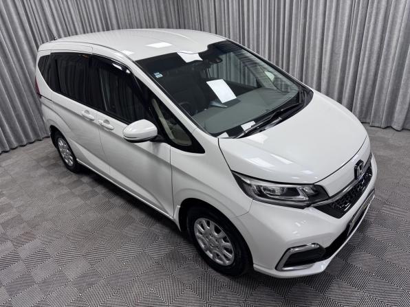 Honda Freed II Рестайлинг с пробегом 2020 года, цена 1 850 000 рублей, 54597 км, компактвэн, Автокод Объявления