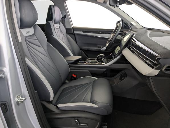 Geely Atlas II с пробегом 2023 года, цена 2 299 000 рублей, 82152 км, внедорожник, Автокод Объявления